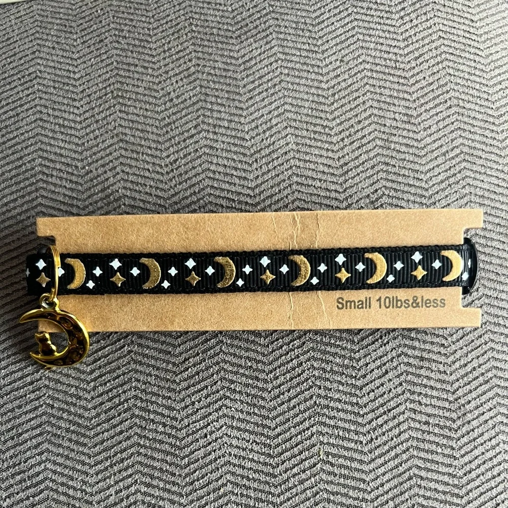 Brand New Gold Moon Cat Collar